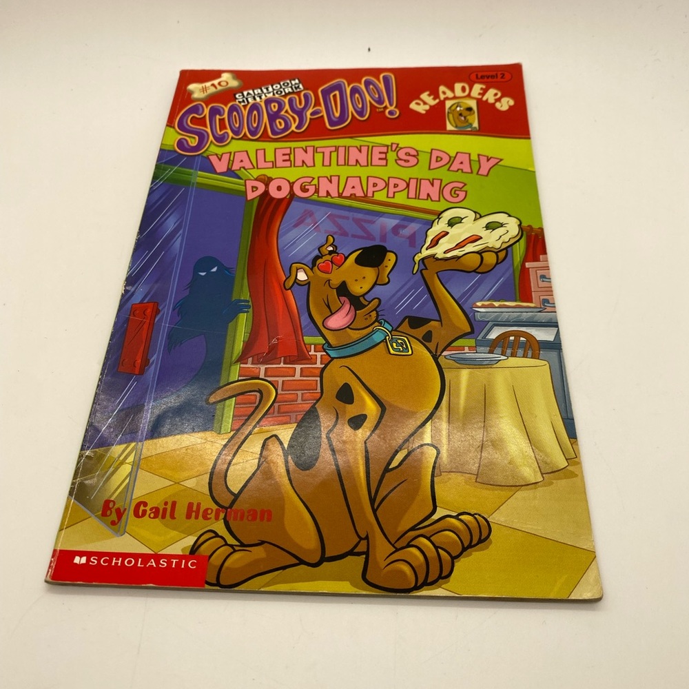 NWT Scholastic Scooby-do Valentine’s Day Dognapping
